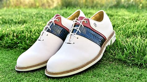 footjoy golf shoes